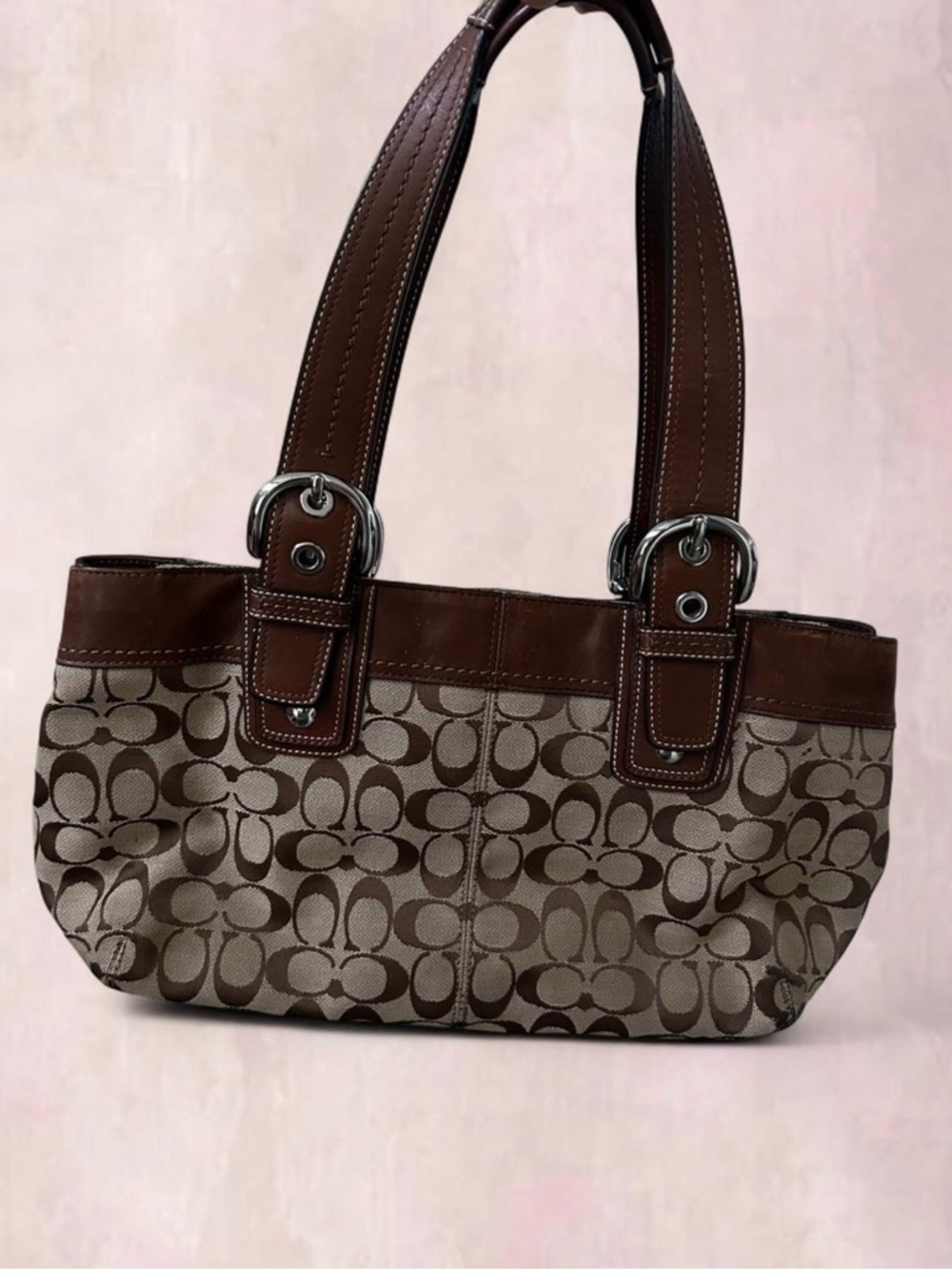 Vintage Authentic Coach Signature Canvas Shoulder Bag in Brown and Tan - Picture 2 of 8